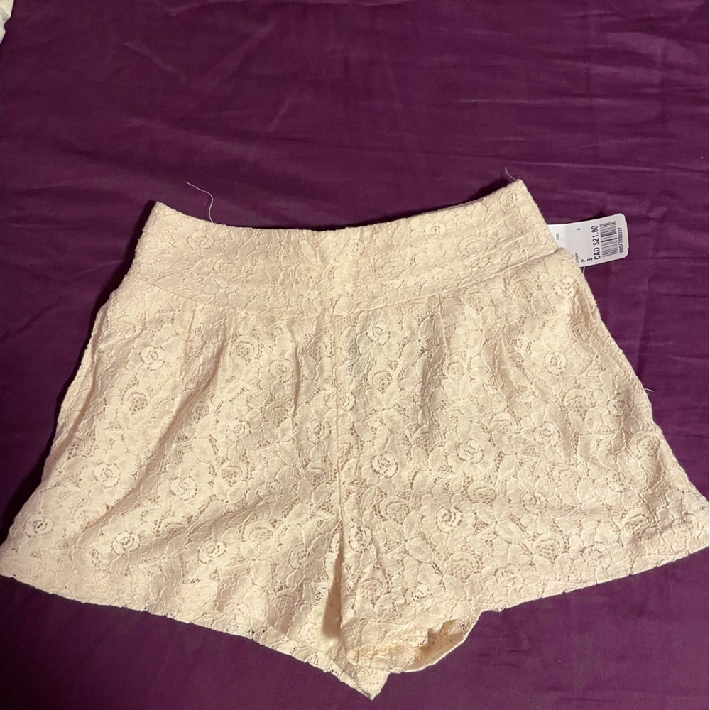 White/Off-white lace shorts - never worn with tag